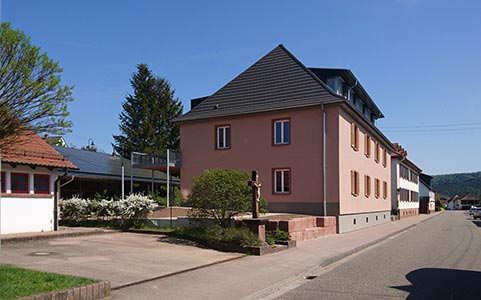 Mehrfamilienhaus, Fischbach bei Dahn || Umbau, Modernisierung und Erweiterung, Planung und Bauüberwachung